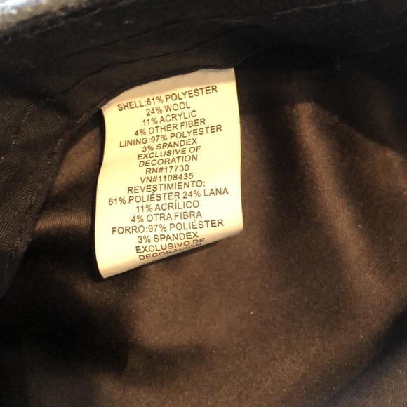 Wool, grey skipper cap - Picture 4 of 4